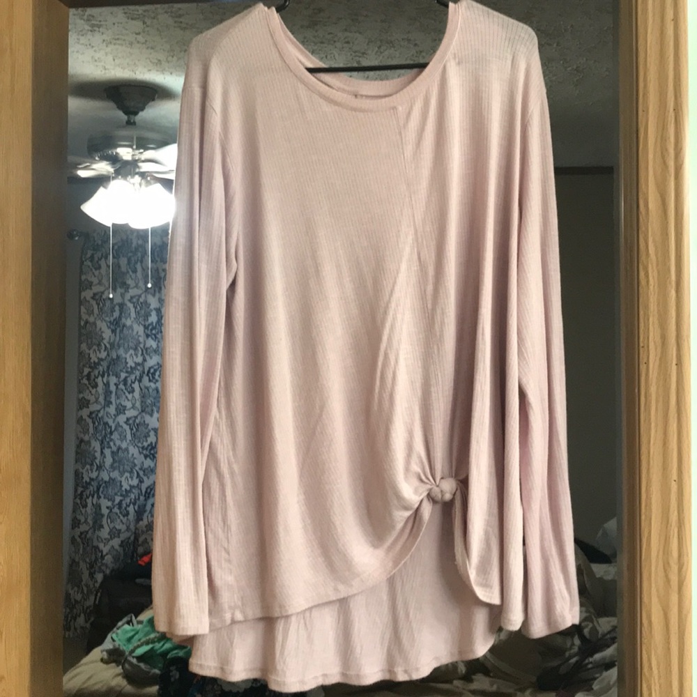 Lightweight long sleeve top